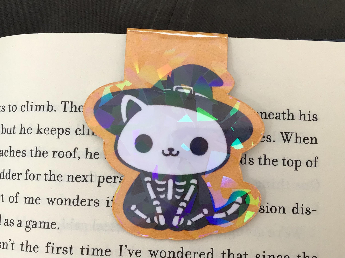 Halloween Cat Magnetic Bookmark: Costume Animal Page Marker